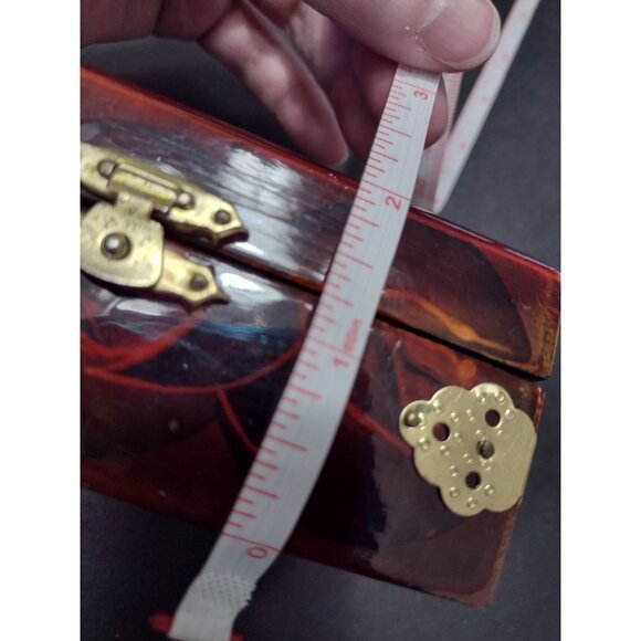 **Final Sale** Decorative shadow box container - Picture 3 of 11